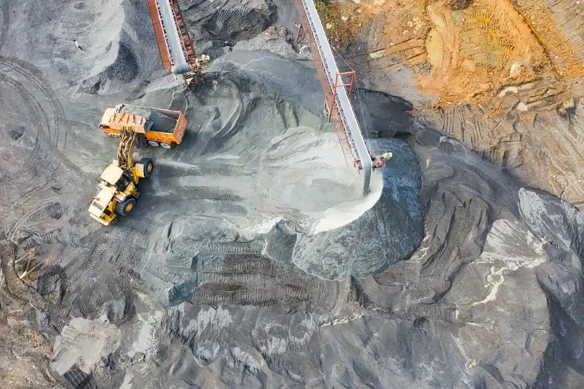 Mining & Resources